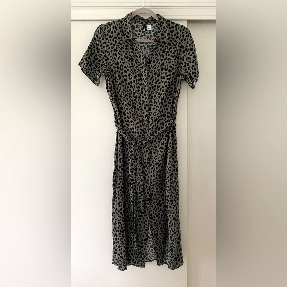 H&M Divided dress